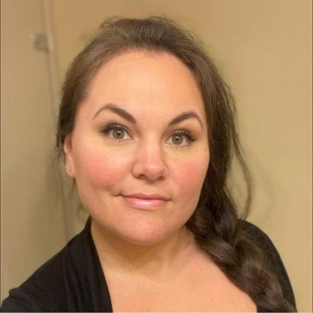 Meet your Posher, Myrna